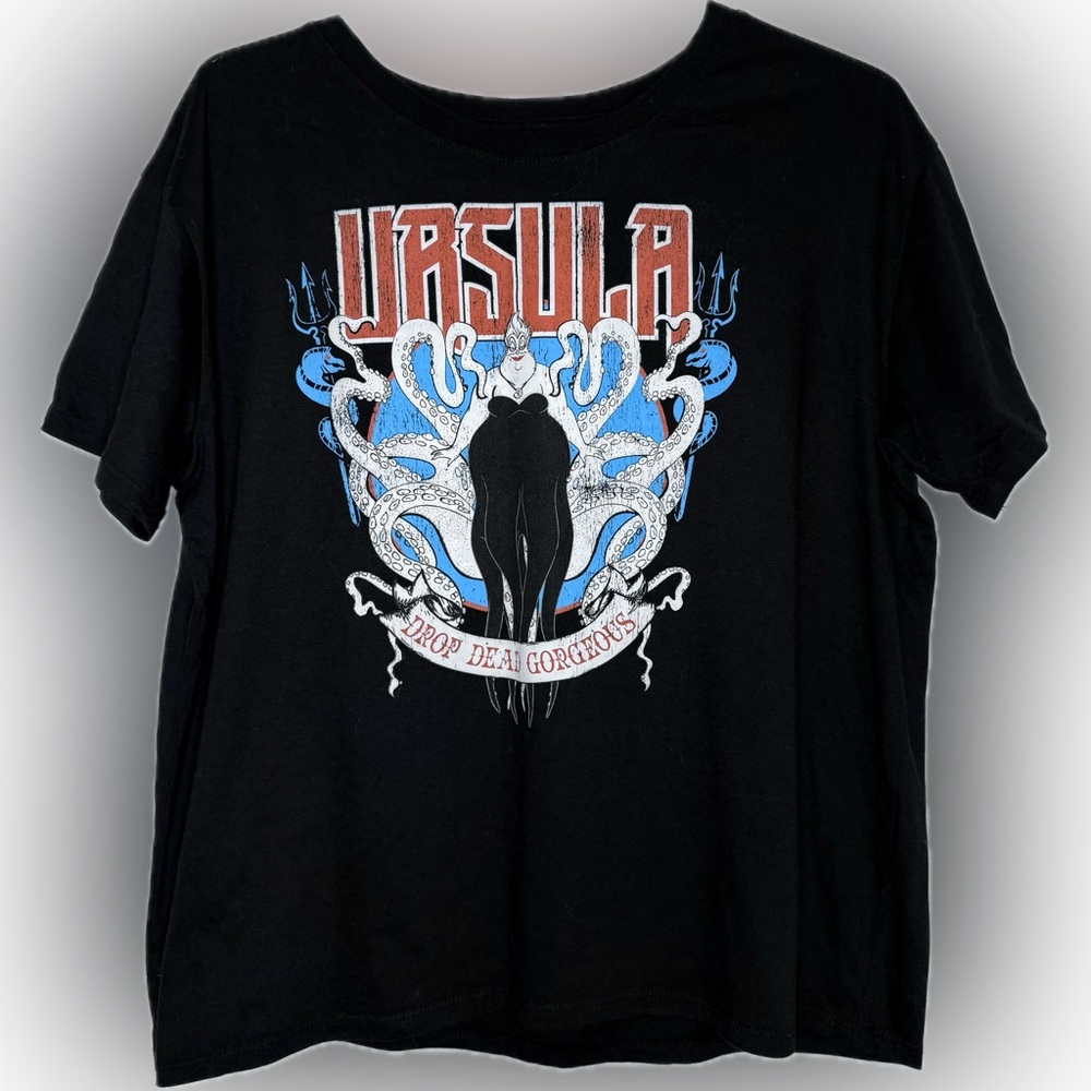 Disney 'Ursula' Drop Dead Gorgeous Graphic T-shirt Size XL